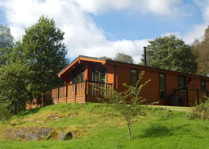 Luxury Woodland Oak Lodge